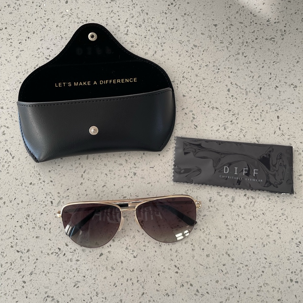Diff Sunglasses - image 1